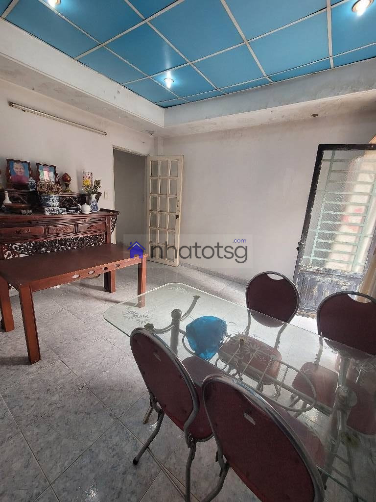 NHÀ 4 TẦNG HẺM XE HƠI THÔNG, TIỆN ÍCH XUNG QUANH ĐẦY ĐỦ.