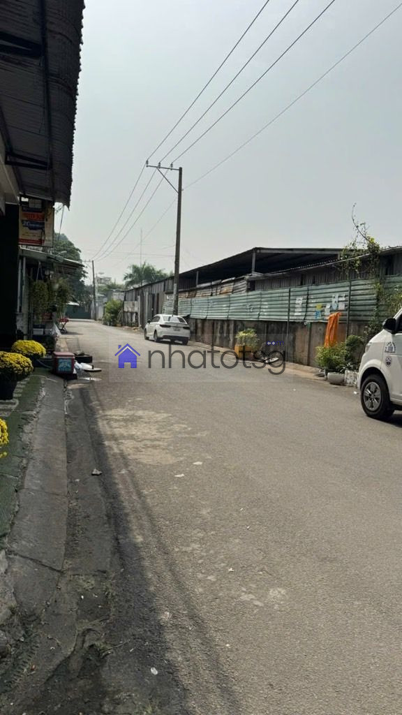 KHU VỰC AN NINH DÂN TRÍ SẠCH SẼ, SÁT MẶT TIỀN PHAN HUY ÍCH.