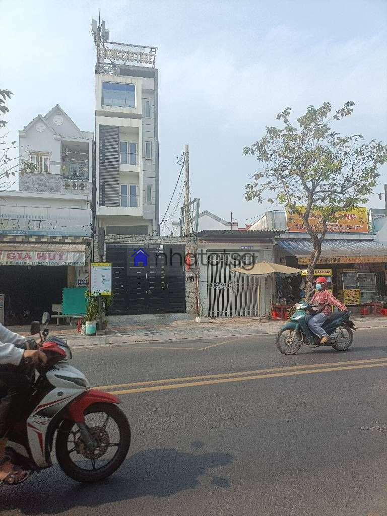 MẶT TIỀN ĐƯỜNG LÊ LỢI. NHÀ CẤP 4, KINH DOANH ĐỈNH.