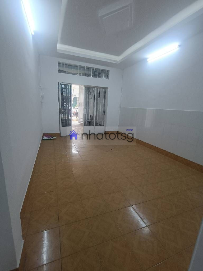 MẶT TIỀN ĐƯỜNG LÊ LỢI. NHÀ CẤP 4, KINH DOANH ĐỈNH.