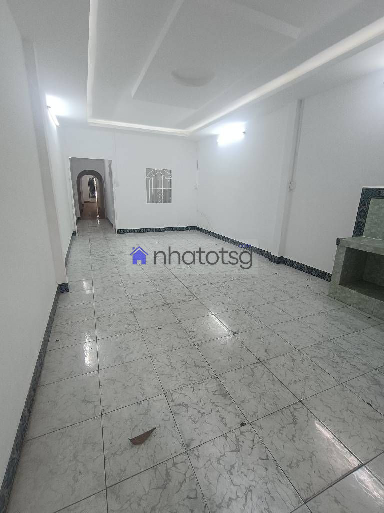 MẶT TIỀN ĐƯỜNG LÊ LỢI. NHÀ CẤP 4, KINH DOANH ĐỈNH.