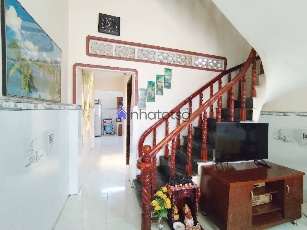 HẺM XE HƠI 5M - NGANG 5M - NGAY EMART 2.