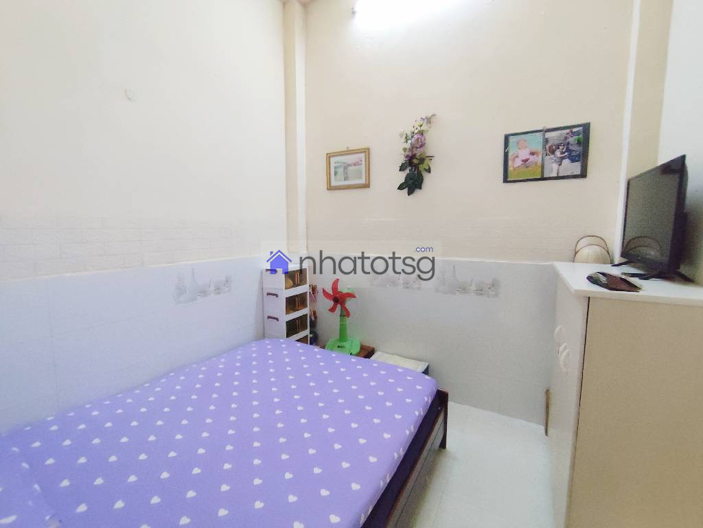 HẺM XE HƠI 5M - NGANG 5M - NGAY EMART 2.