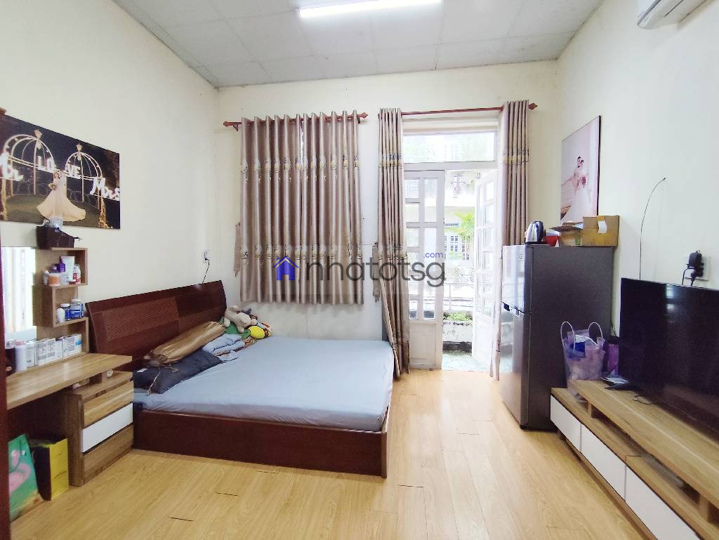 HẺM XE HƠI 5M - NGANG 5M - NGAY EMART 2.