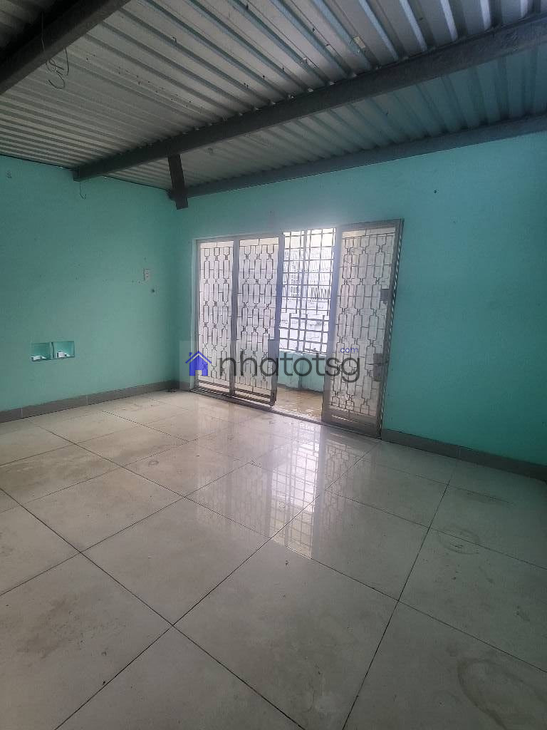 SIÊU PHẨM MẶT TIỀN, KHU ĐẤT THÁNH, BẮC HẢI, GIÁP Q10, ĐƯỜNG NHỰA, NGAY CHỢ NAM HÒA,  3 TẦNG.