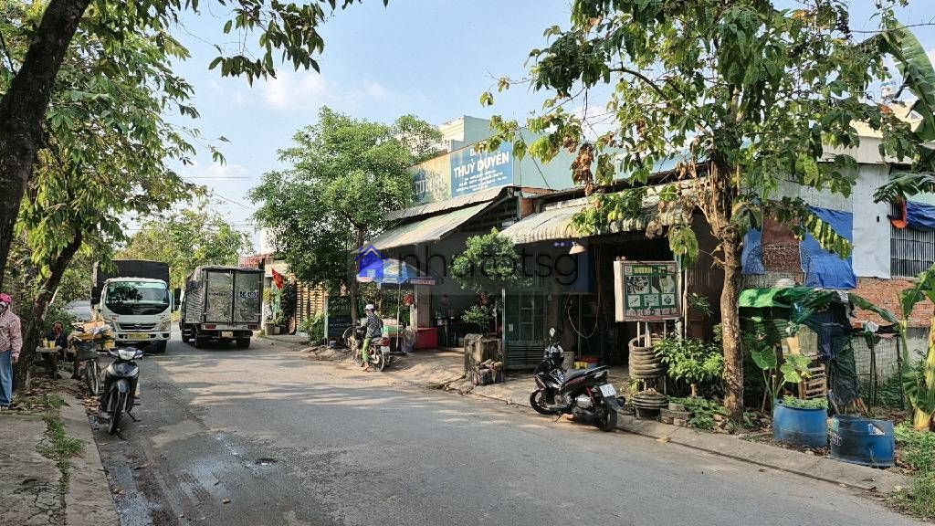 MẶT TIỀN ĐƯỜNG, THUẬN TIỆN Ở HOẶC KINH DOANH.