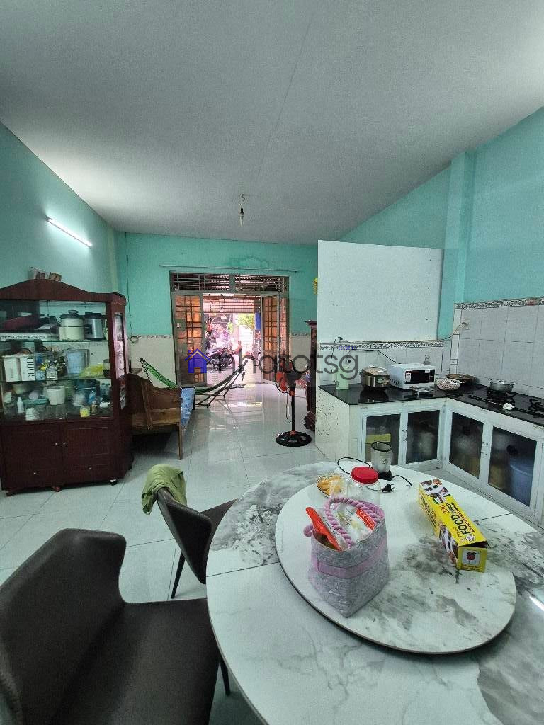 MẶT TIỀN ĐƯỜNG, THUẬN TIỆN Ở HOẶC KINH DOANH.