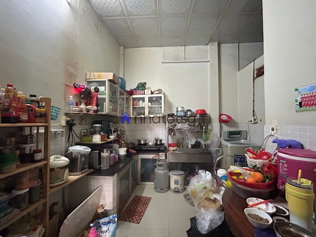 GIÁP QUẬN 12 - HẺM Ô TÔ - NGANG 6M CỰC HIẾM - TIỆN XÂY MỚI - KẾ CHỢ HÓC MÔN