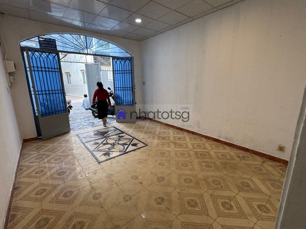 HẺM XE HƠI THÔNG THOÁNG, KHU DÂN CƯ AN NINH. CHO THUÊ DÒNG TIỀN ỔN ĐỊNH.