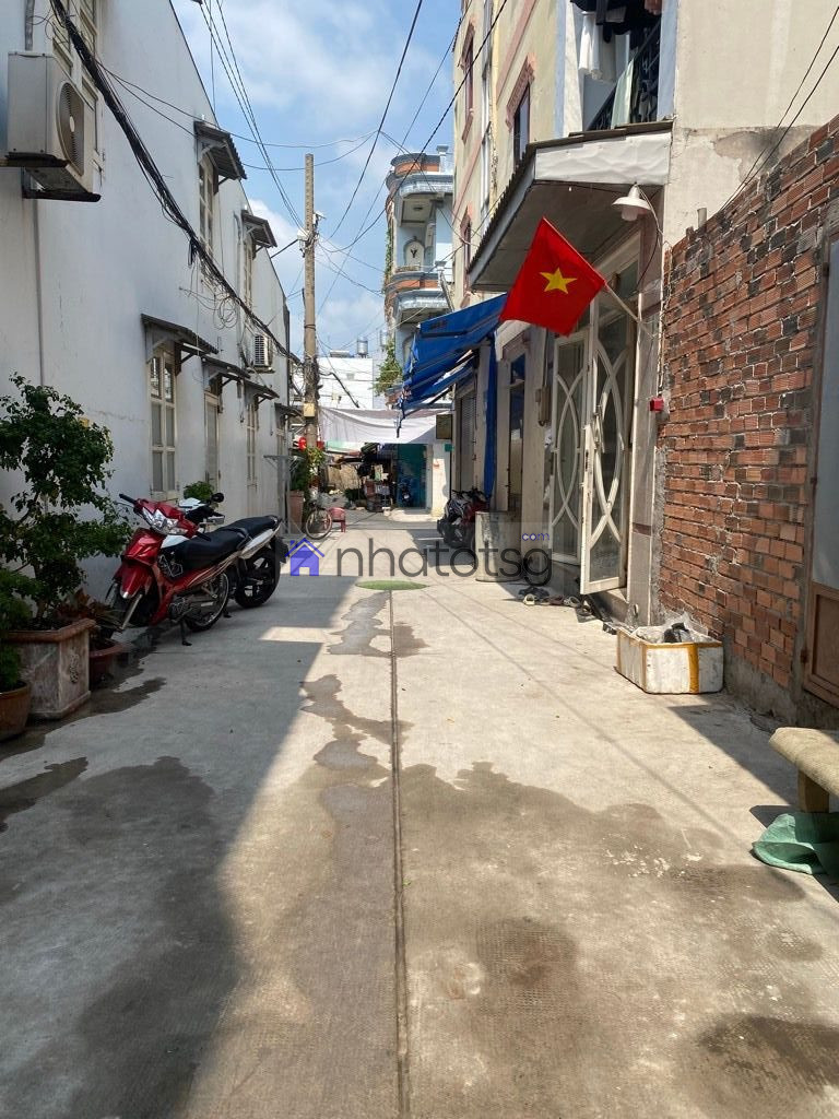 GẦN MẶT TIỀN, CÁCH CHỢ BẢO NGỌC TÚ 20M, GẦN CHỢ PHẠM VĂN BẠCH, SÂN GOLF TÂN SƠN NHẤT, NHÀ GA T3 SÂN BAY, GA METRO SỐ 2.