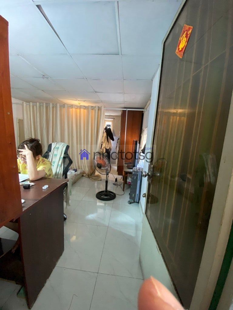 GẦN MẶT TIỀN, CÁCH CHỢ BẢO NGỌC TÚ 20M, GẦN CHỢ PHẠM VĂN BẠCH, SÂN GOLF TÂN SƠN NHẤT, NHÀ GA T3 SÂN BAY, GA METRO SỐ 2.