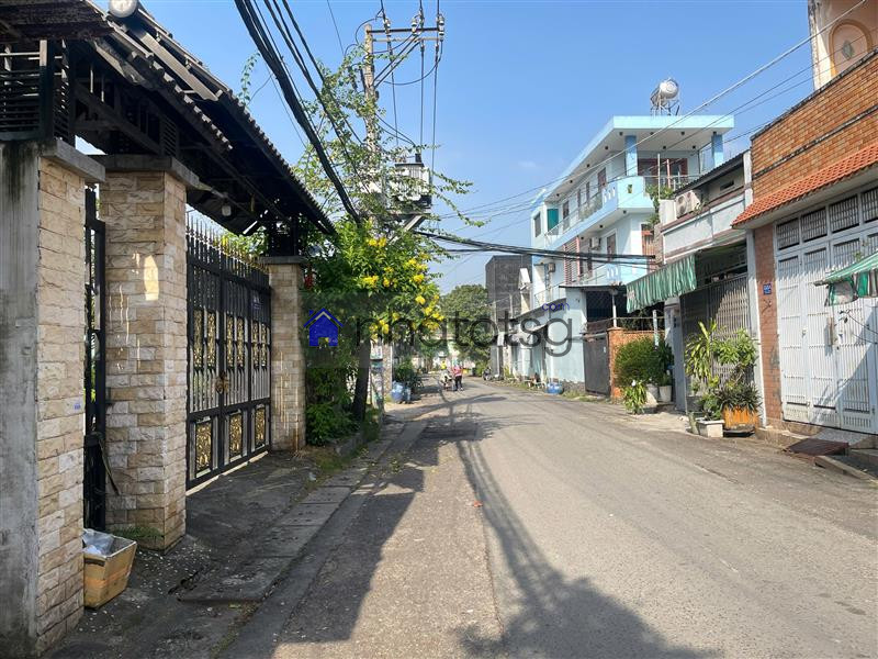 SÁT TRUNG MỸ TÂY – NHÀ ĐẸP – ĐÚC 2 LẦU. VỊ TRÍ TIỆN ÍCH ĐẦY ĐỦ