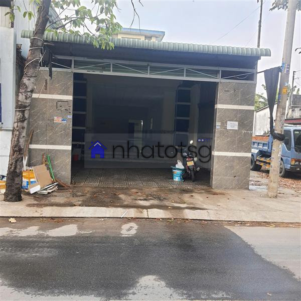 MẶT TIỀN  – DIỆN TÍCH LỚN  - KHÔNG CẤM TẢI LỚN – TIỆN LÀM KHO, XÂY MỚI, KINH DOANH.