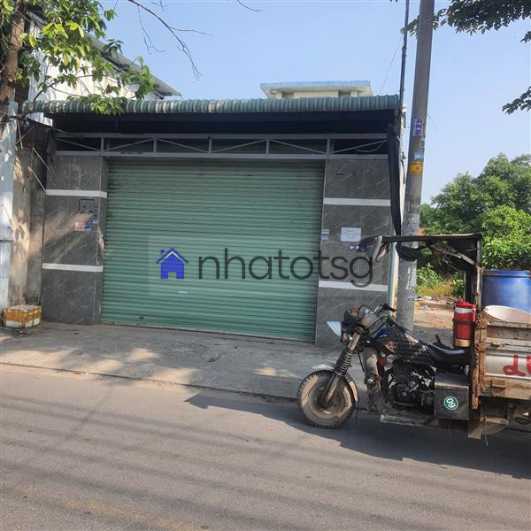 MẶT TIỀN  – DIỆN TÍCH LỚN  - KHÔNG CẤM TẢI LỚN – TIỆN LÀM KHO, XÂY MỚI, KINH DOANH.