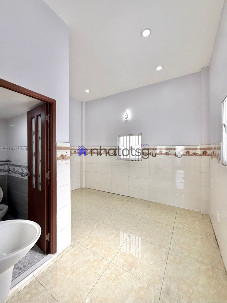 HXH 4M- 3 TẦNG BTCT - 4PN 5WC MỚI Ở NGAY