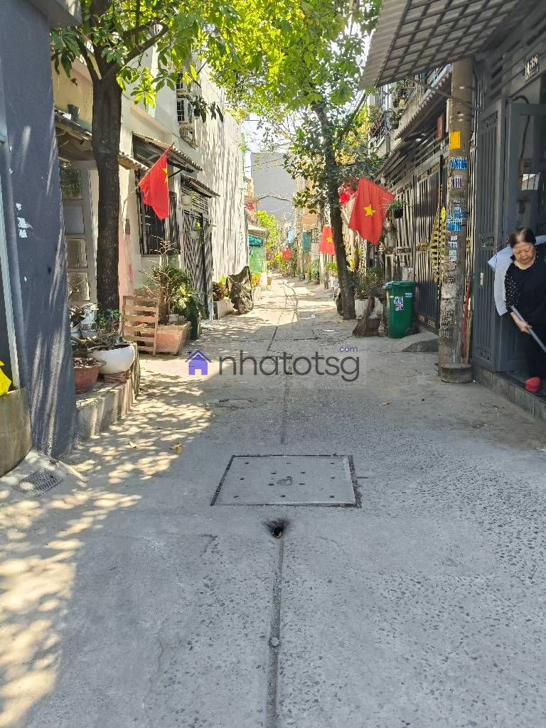 HXH 4M LÔ GÓC - NHÀ ĐẸP KENG. SHR CÔNG CHỨNG NGAY.