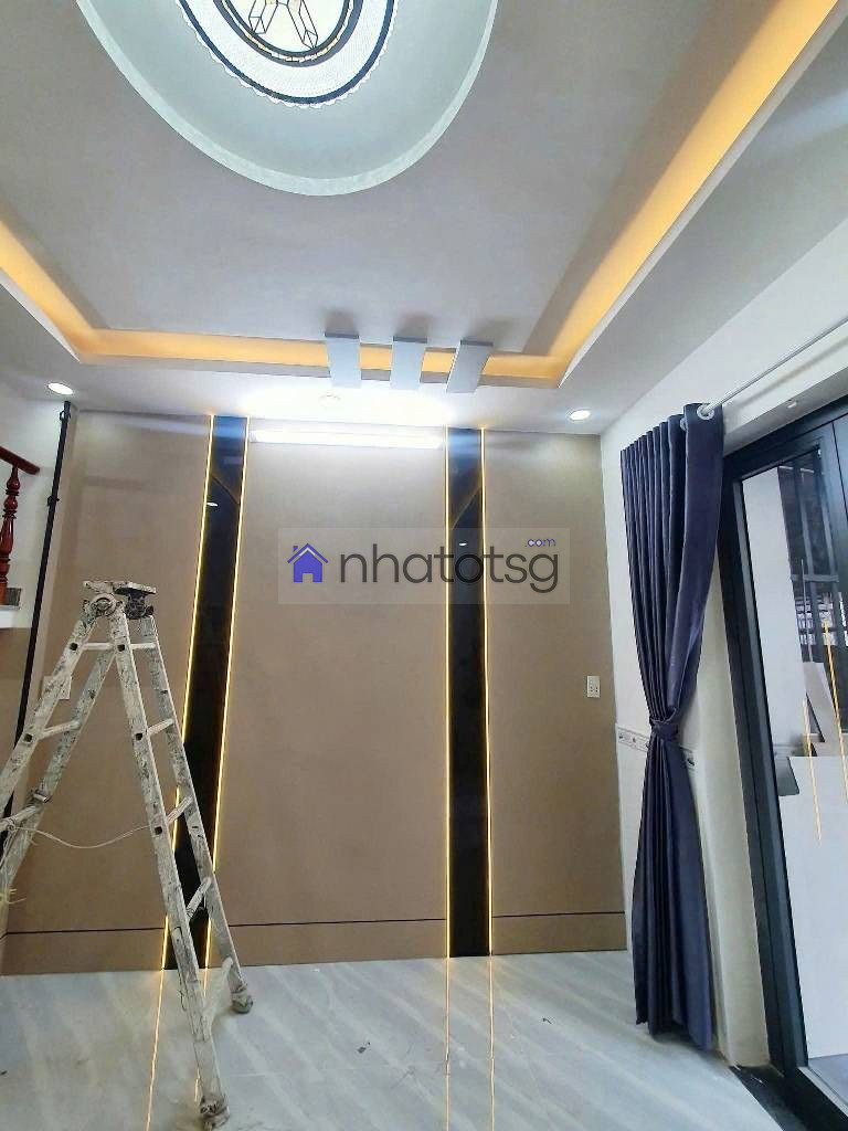 HXH 4M LÔ GÓC - NHÀ ĐẸP KENG. SHR CÔNG CHỨNG NGAY.