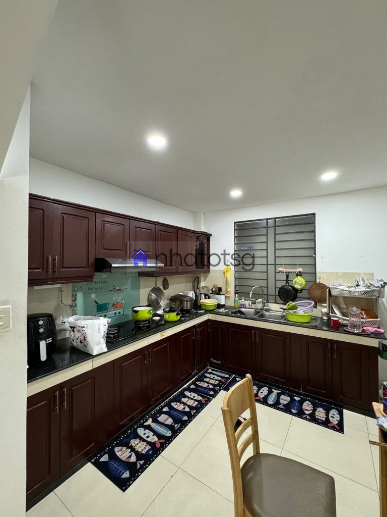 XE HƠI NGỦ TRONG NHÀ - NHÀ 5 TẦNG BTCT - NGANG ĐẸP BỀ THẾ 5.1M