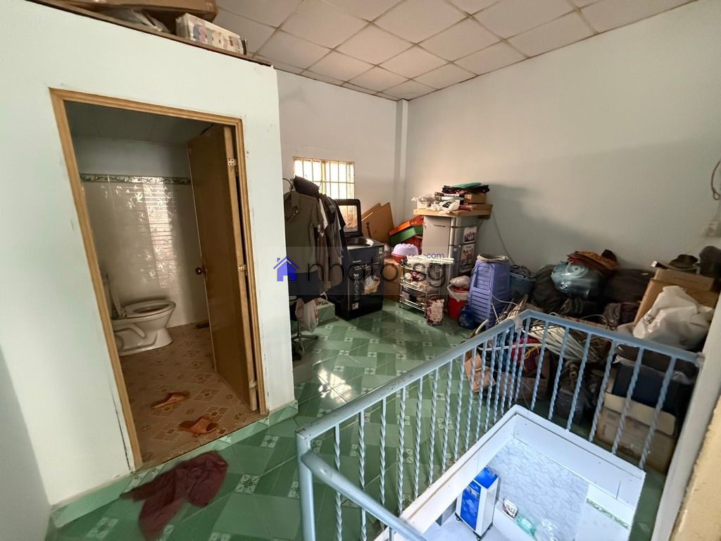 DIỆN TÍCH LỚN, HẺM Ô TÔ THÔNG. KHÔNG GIAN RỘNG RÃI, RẤT PHÙ HỢP CHO GIA ĐÌNH ĐÔNG NGƯỜI HOẶC VỪA Ở VỪA LÀM VIỆC.