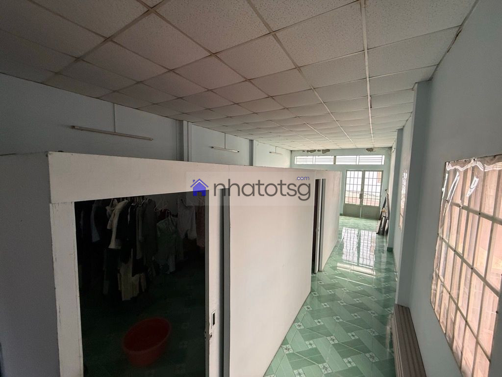 DIỆN TÍCH LỚN, HẺM Ô TÔ THÔNG. KHÔNG GIAN RỘNG RÃI, RẤT PHÙ HỢP CHO GIA ĐÌNH ĐÔNG NGƯỜI HOẶC VỪA Ở VỪA LÀM VIỆC.