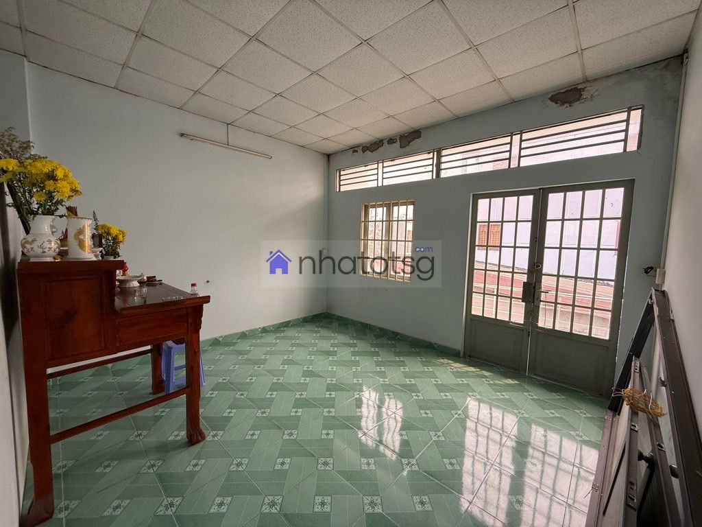 DIỆN TÍCH LỚN, HẺM Ô TÔ THÔNG. KHÔNG GIAN RỘNG RÃI, RẤT PHÙ HỢP CHO GIA ĐÌNH ĐÔNG NGƯỜI HOẶC VỪA Ở VỪA LÀM VIỆC.