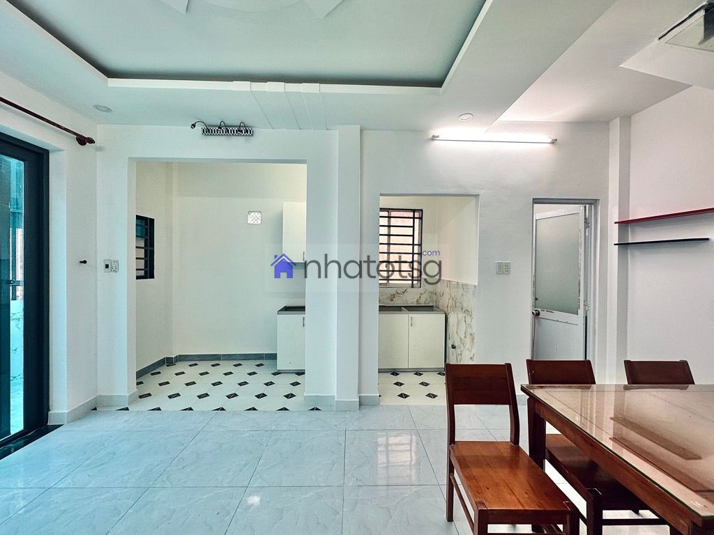 HẺM BA GÁC CÁCH VÀI BƯỚC CHÂN RA HẺM Ô TÔ. SỔ NỞ HẬU TÀI LỘC. PHÁP LÝ CHUẨN, CÔNG CHỨNG NGAY.