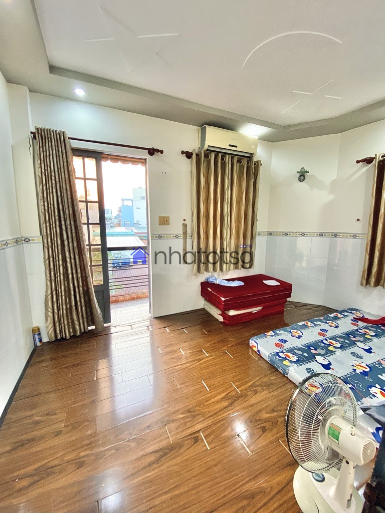 GIÁP QUẬN 10 - 3 TẦNG - HẺM RỘNG 3 MẶT THOÁNG - THÔNG KHẮP NGÃ - SỔ NỞ HẬU