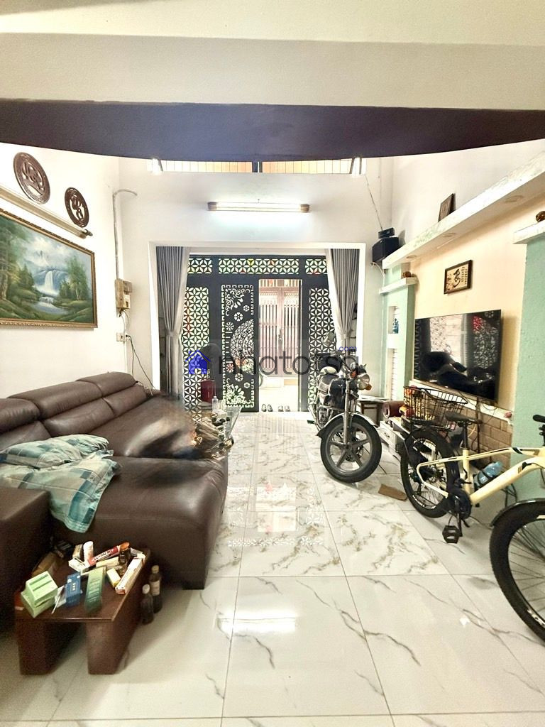 NGAY KHU NHẤT CHI MAI (ETOWN), GIAO THÔNG THUẬN TIỆN, AN NINH.