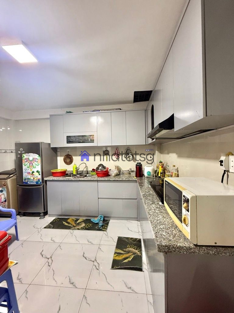 NGAY KHU NHẤT CHI MAI (ETOWN), GIAO THÔNG THUẬN TIỆN, AN NINH.