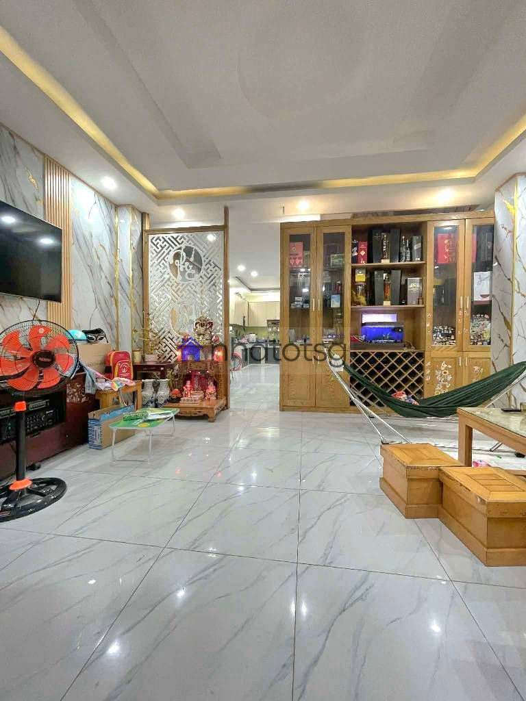 KHU VỰC AN NINH YÊN TĨNH - NGANG 5M - 4PN - NHÀ CHẮC CHẮN ĐẸP.