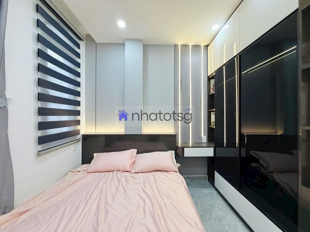 SIÊU PHẨM FULL NỘI THẬT SANG XỊN - 3 TẦNG - SỔ MỚI 2025 HOÀN CÔNG 