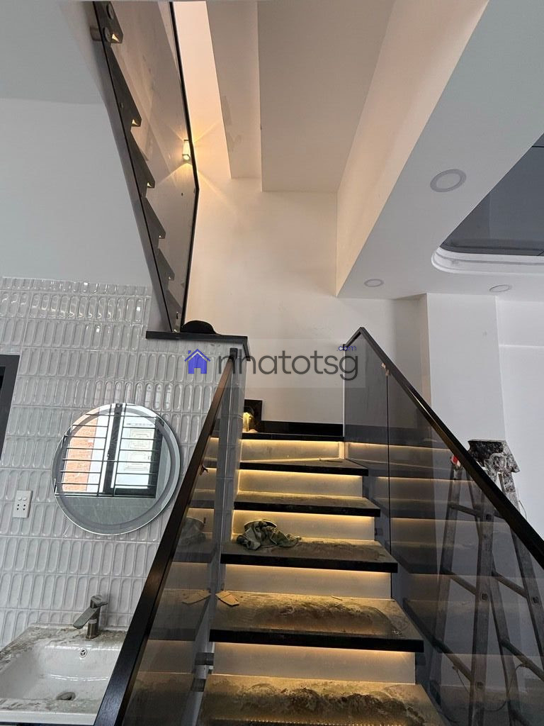 CĂN GÓC KO LỘ GIỚI NGAY CHỢ GÒ VẤP - ĐH CN4 - KHU ẨM THỰC NGUYỄN THÁI SƠN - NGUYỄN VĂN NGHI - SÁT BÌNH THẠNH