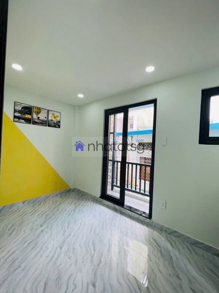 NHÀ NHỎ ĐỦ CÔNG NĂNG- 3 TẦNG - FULL NỘI THẤT.