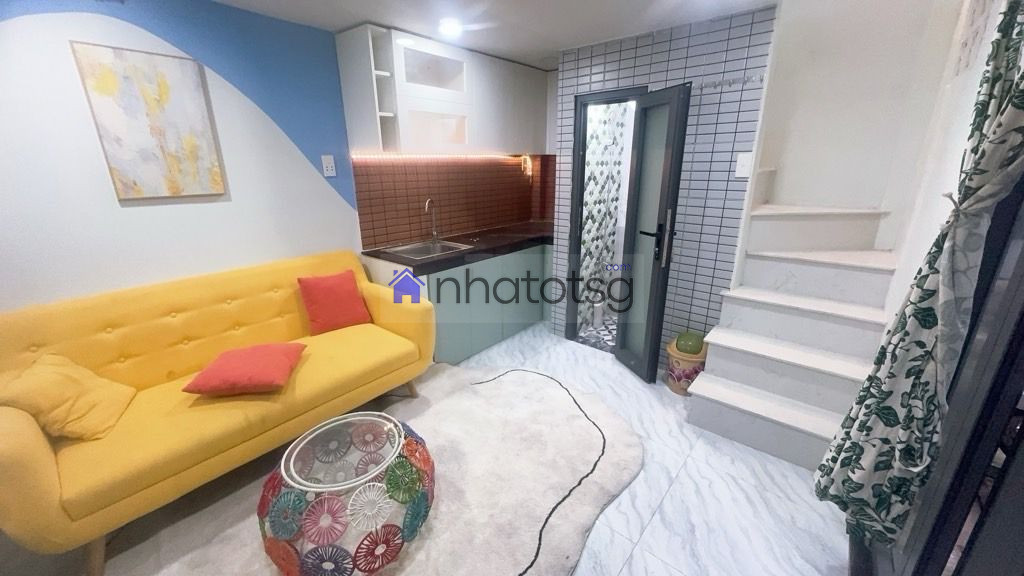 NHÀ NHỎ ĐỦ CÔNG NĂNG- 3 TẦNG - FULL NỘI THẤT.