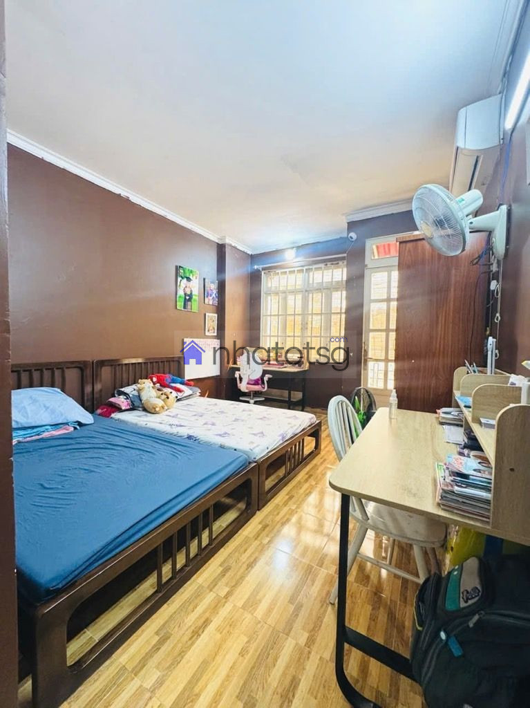 GIÁP TÂN BÌNH, GẦN E-MART, HẺM XE HƠI SÁT MẶT TIỀN, NHÀ 2 TẦNG, VỊ TRÌ ĐẸP, THUẬN TIỆN KINH DOANH.