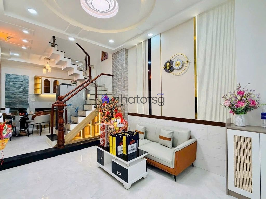 NHÀ ĐẸP, TẶNG FULL NỘI THẤT.