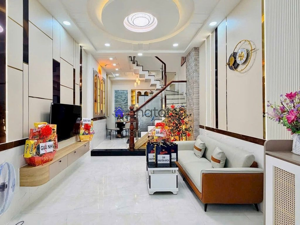 NHÀ ĐẸP, TẶNG FULL NỘI THẤT.