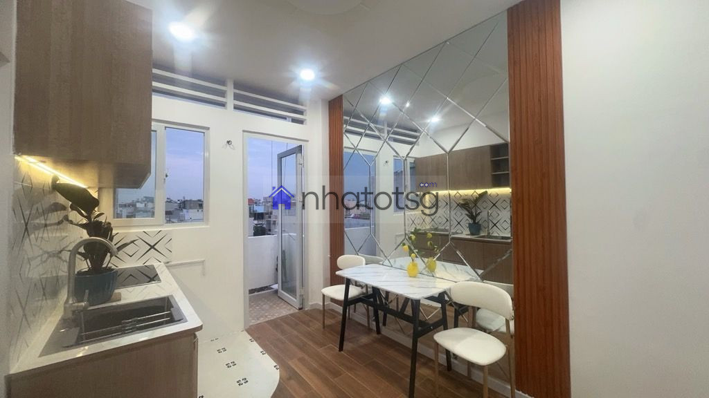 HIẾM- CĂN HỘ 2PN- VÀO Ở NGAY- TRUNG TÂM GV