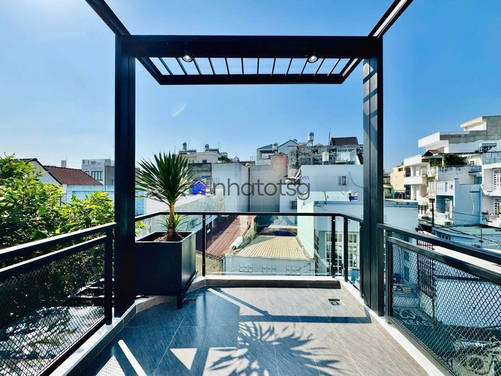 NHÀ ĐẸP Ở LIỀN - TRUNG TÂM GÒ VẤP - 3 TẦNG - HẺM RỘNG - SỔ ĐẸP