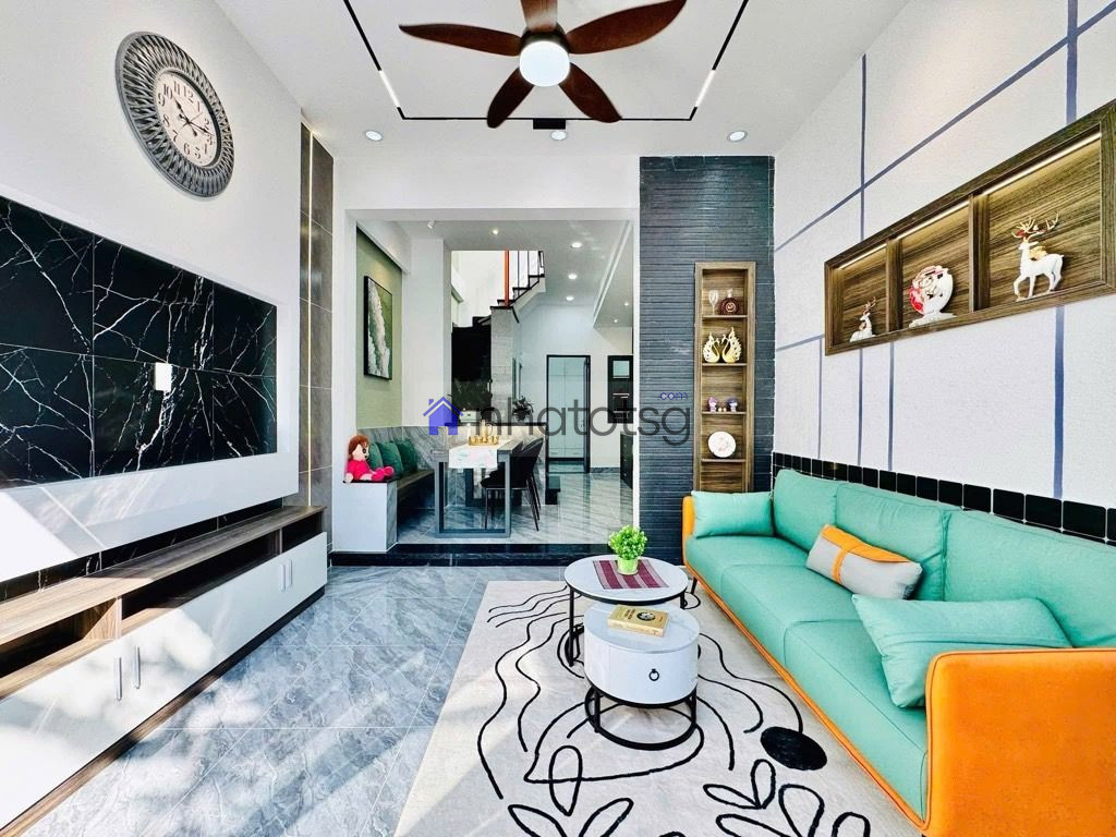 NHÀ ĐẸP Ở LIỀN - TRUNG TÂM GÒ VẤP - 3 TẦNG - HẺM RỘNG - SỔ ĐẸP