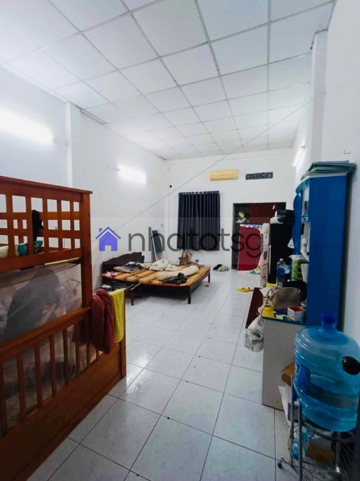 HẺM XE TẢI THÔNG- CÁCH MẶT TIỀN 50M-DIỆN TÍCH KHỦNG VUÔNG A4- NHÀ TIỆN KINH DOANH.