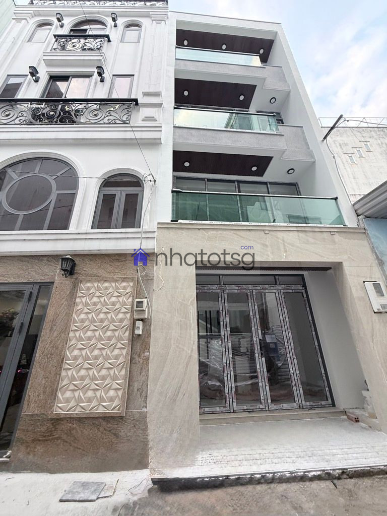 KHU VIP HIẾM NHÀ BÁN - Ô TÔ NGỦ TRONG NHÀ- 5 TẦNG MỚI - FULL NỘI THẤT - THANG MÁY CHẠY VIVU