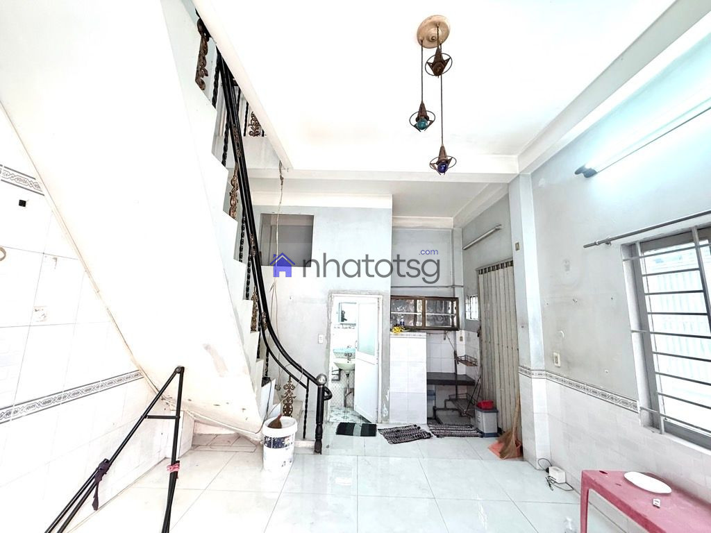 KHU VIP - 30M RA MẶT TIỀN - LÔ GÓC 2 MẶT THOÁNG - KHÔNG LỘ GIỚI.