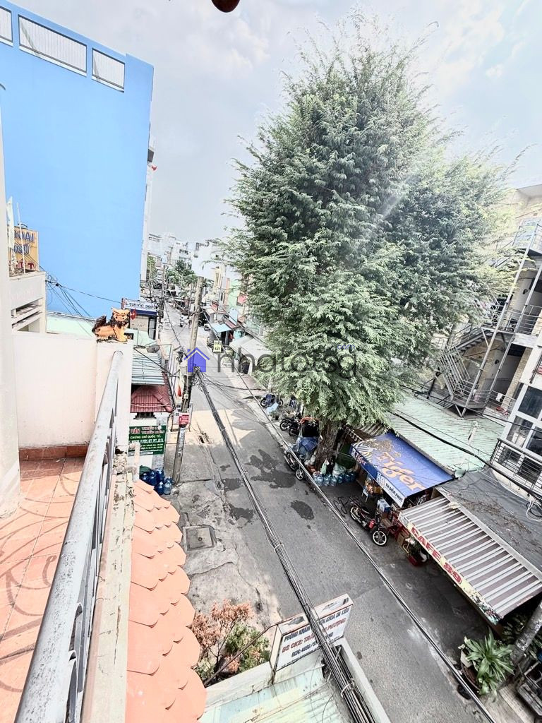 MẶT TIỀN HUỲNH KHƯƠNG AN - ĐỐI DIỆN TRƯỜNG ĐH CÔNG NGHIỆP 4 - KINH DOANH SẦM UẤT