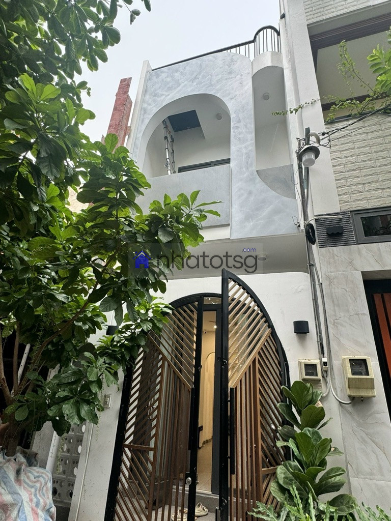 SIÊU PHẨM PHƯỜNG 15 - 2 TẦNG BTCT - NỞ HẬU NHẸ - TẶNG NỘI THẤT.