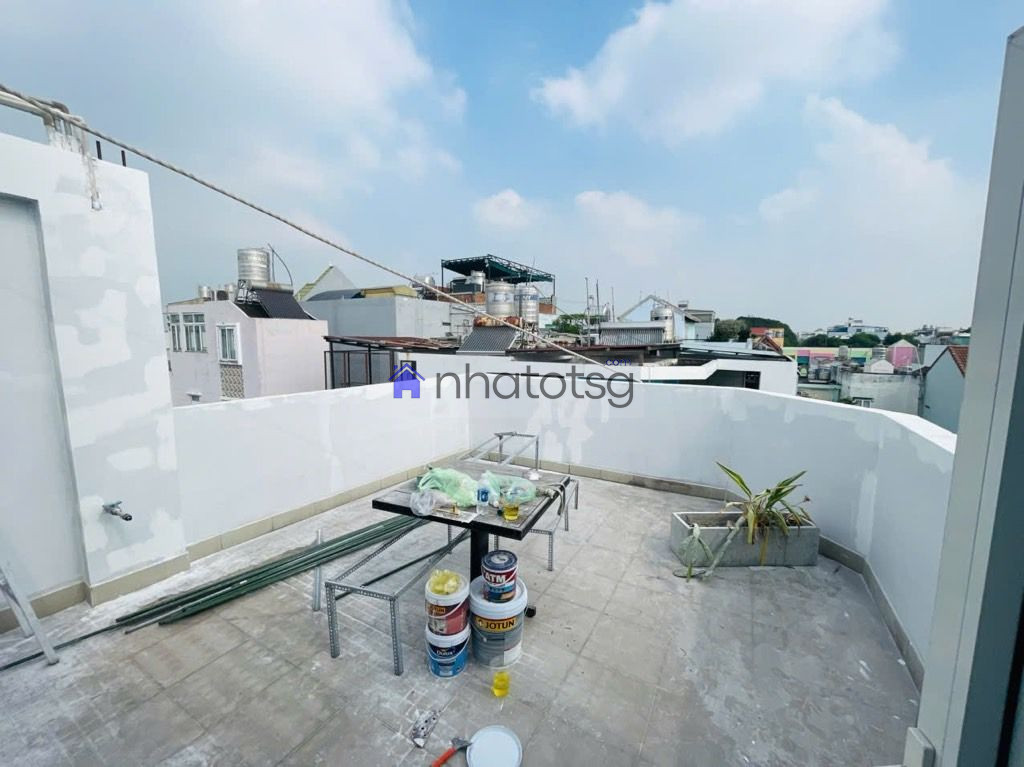 GÓC 2 MẶT TIỀN  - 5 TẦNG KIÊN CỐ.  HẺM Ô TÔ 7 CHỖ VÀO THOẢI MÁI.